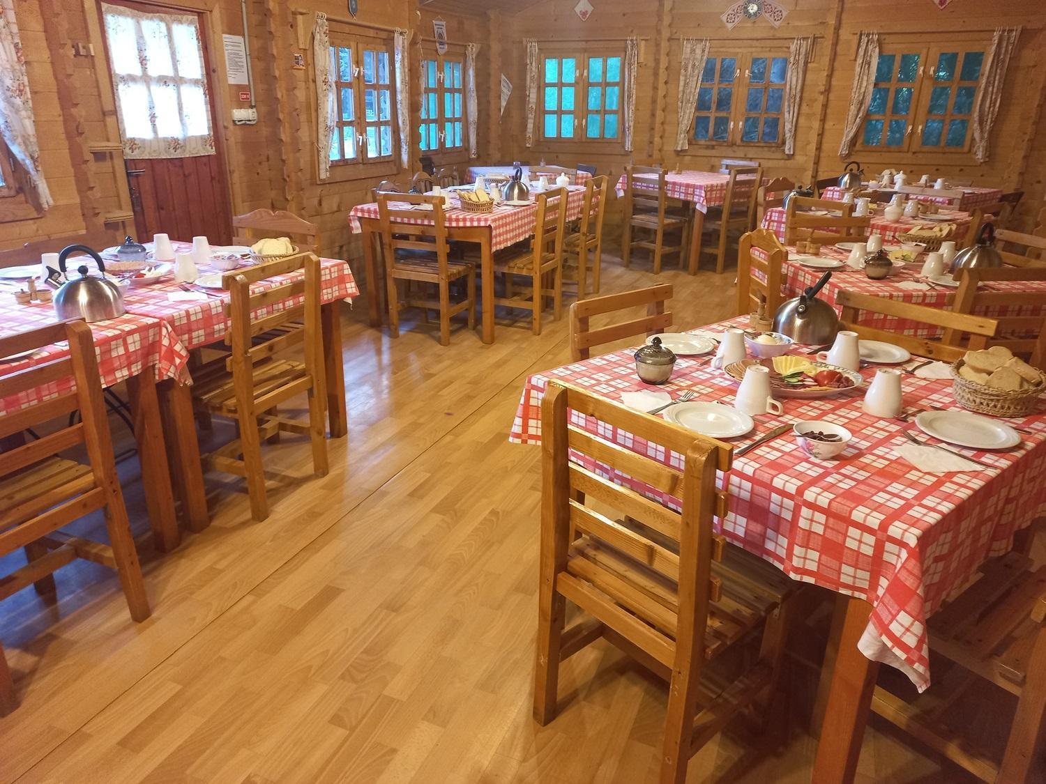 Casa Edelweiss - Gyopar - Flore De Colt Rimetea Eksteriør billede